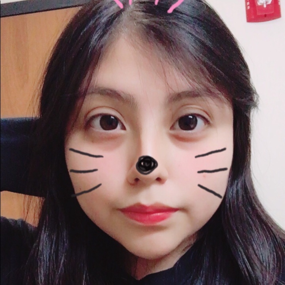 Meet your Posher, Alysson 🐭